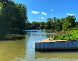 Eastlake chagrin river landing